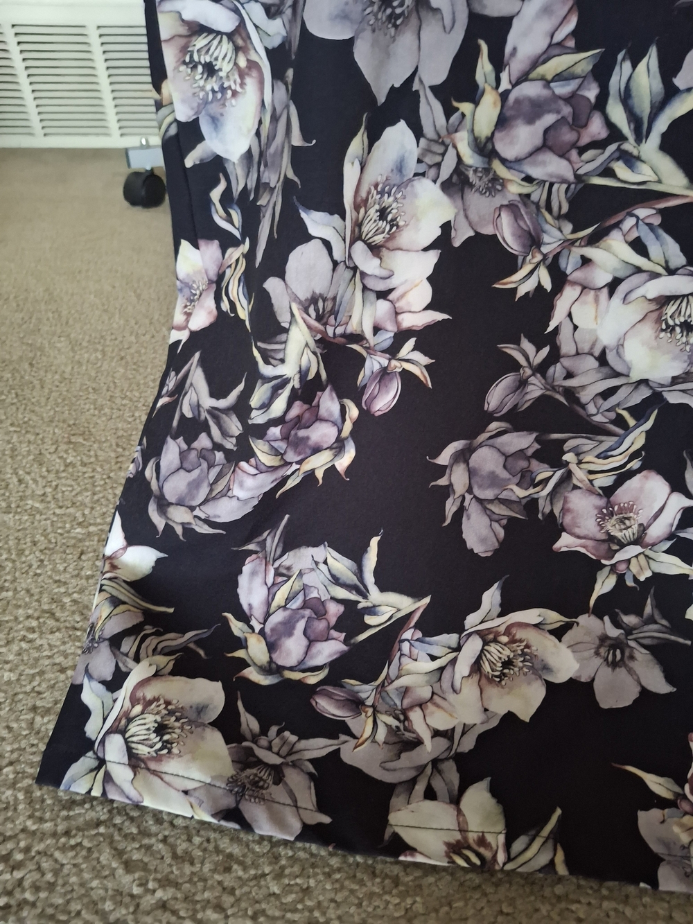 Floral Fit-and-Flare Women's Dress in Black and Lilac - Picture 10 of 10